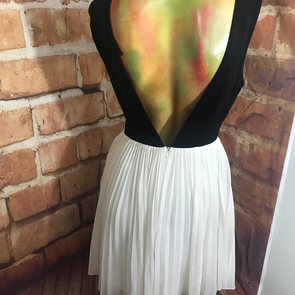 CUTE Summer Party Dress size 6 - Picture 3 of 6